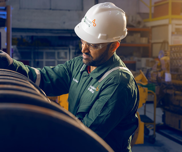 Arabian Drilling worker